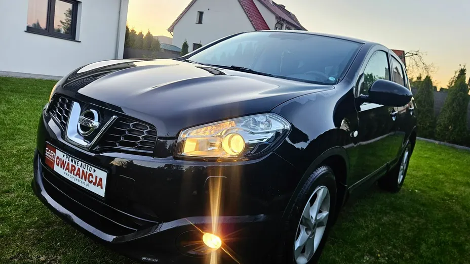 NISSAN Qashqai -