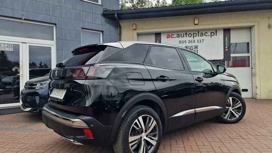 PEUGEOT 3008 -