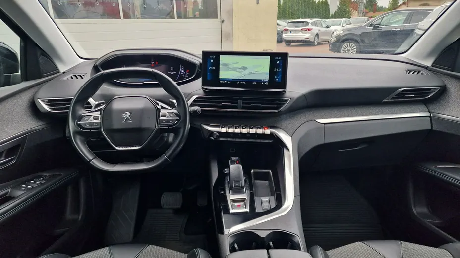 PEUGEOT 3008 -
