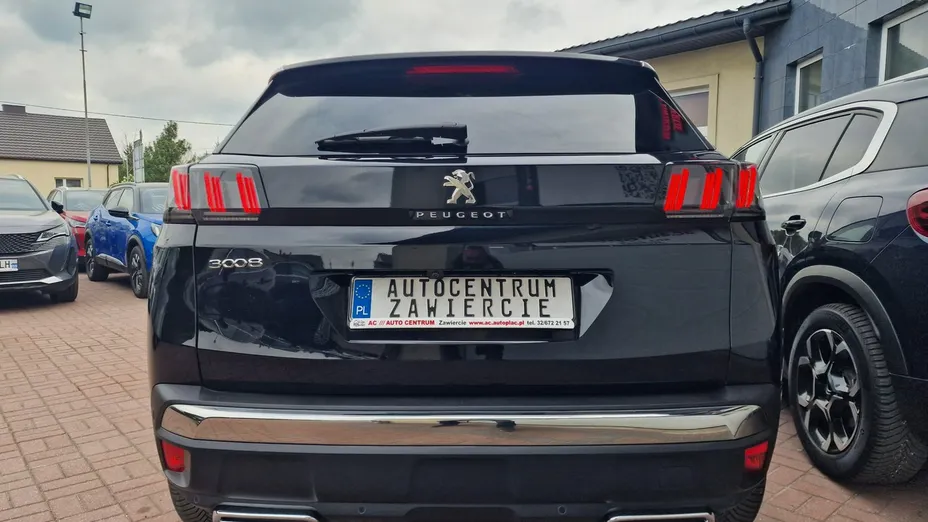 PEUGEOT 3008 -