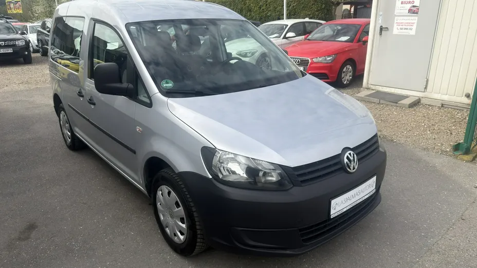 VOLKSWAGEN Caddy -