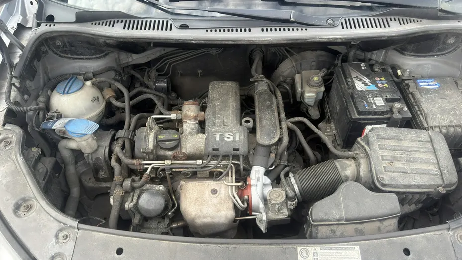 VOLKSWAGEN Caddy -