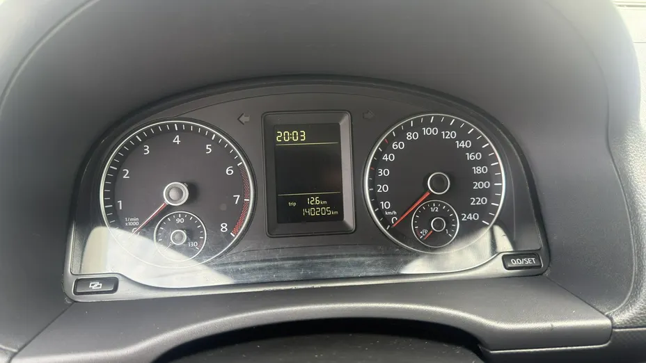 VOLKSWAGEN Caddy -