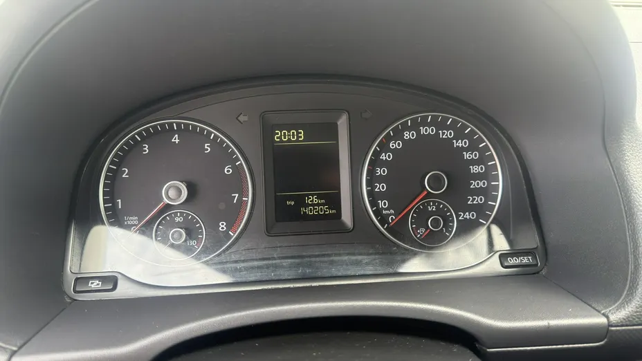 VOLKSWAGEN Caddy -