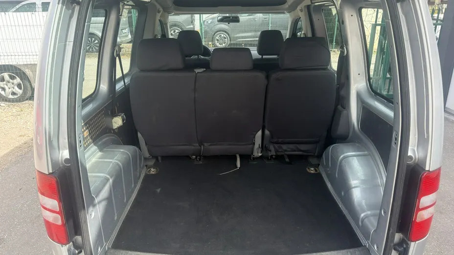 VOLKSWAGEN Caddy -