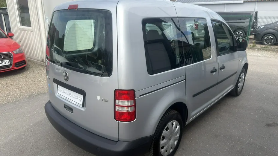 VOLKSWAGEN Caddy -