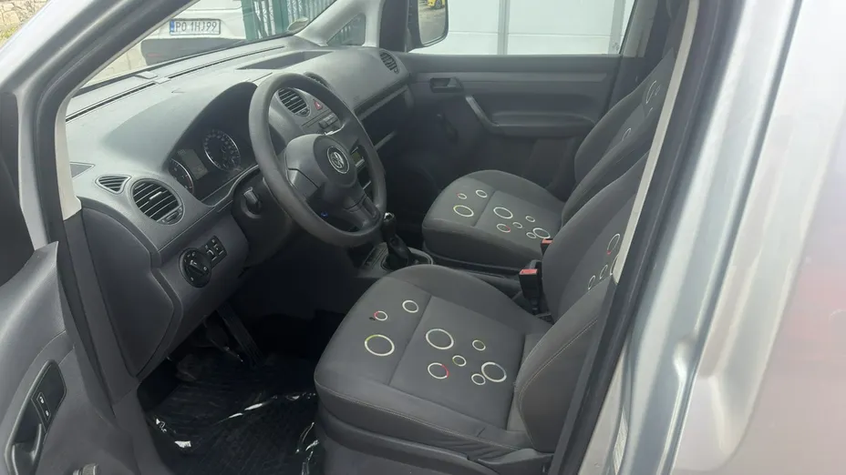 VOLKSWAGEN Caddy -