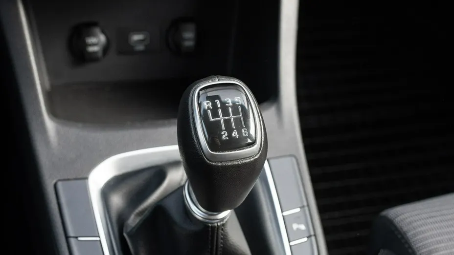 HYUNDAI i30 -
