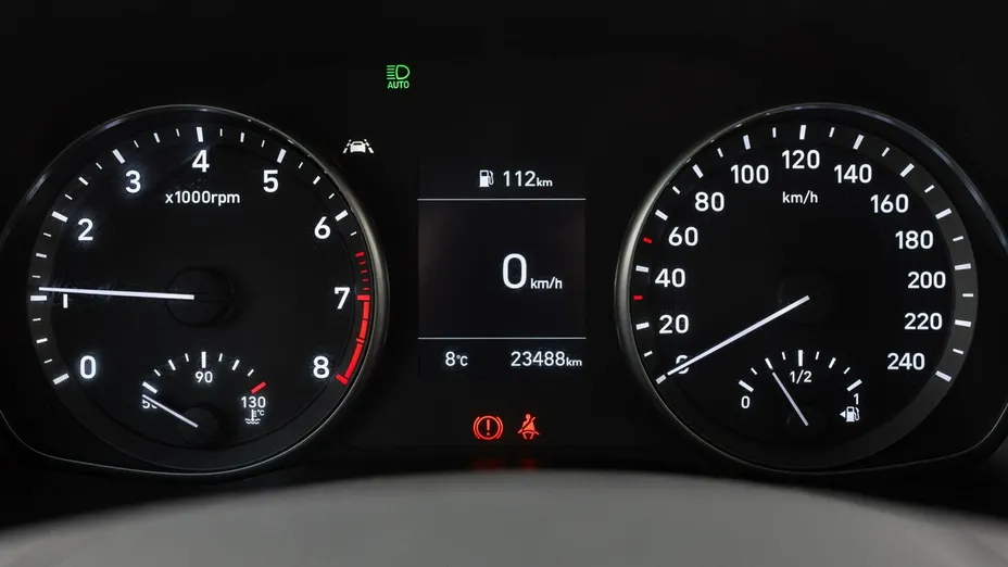 HYUNDAI i30 -