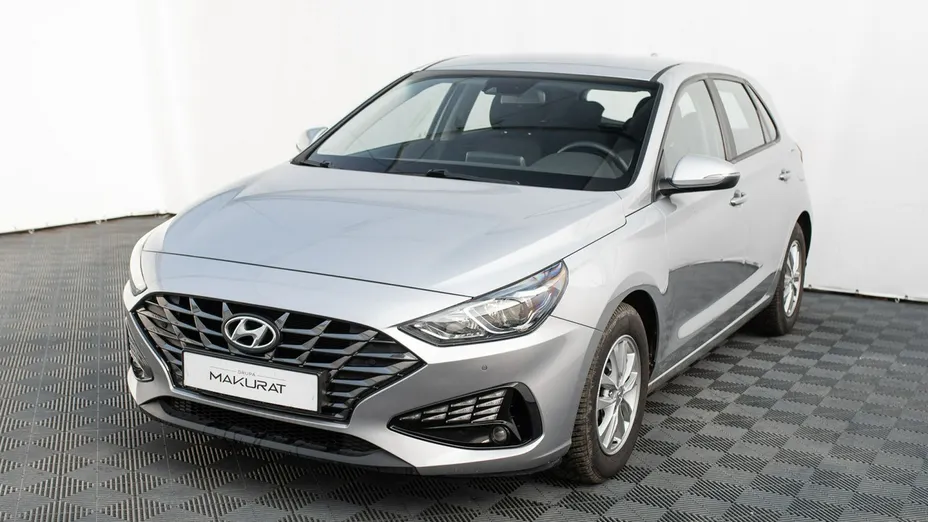 HYUNDAI i30 -