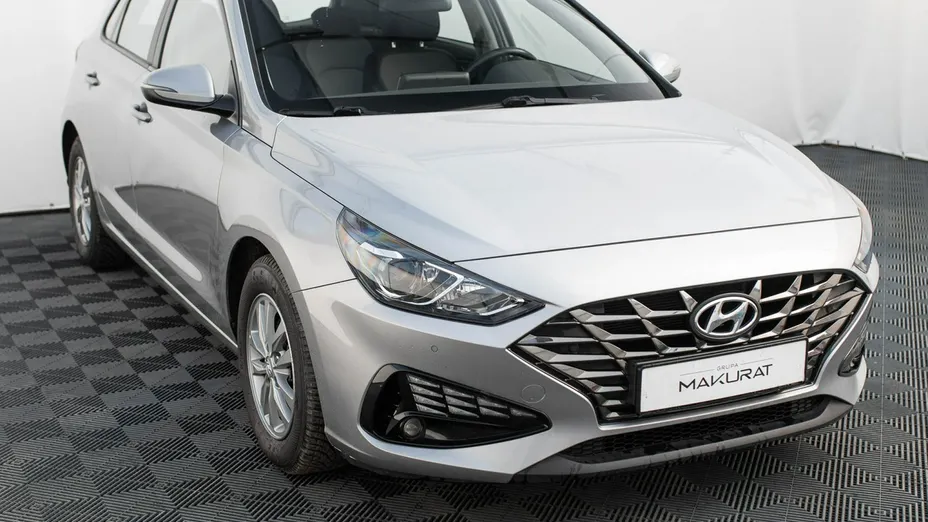 HYUNDAI i30 -