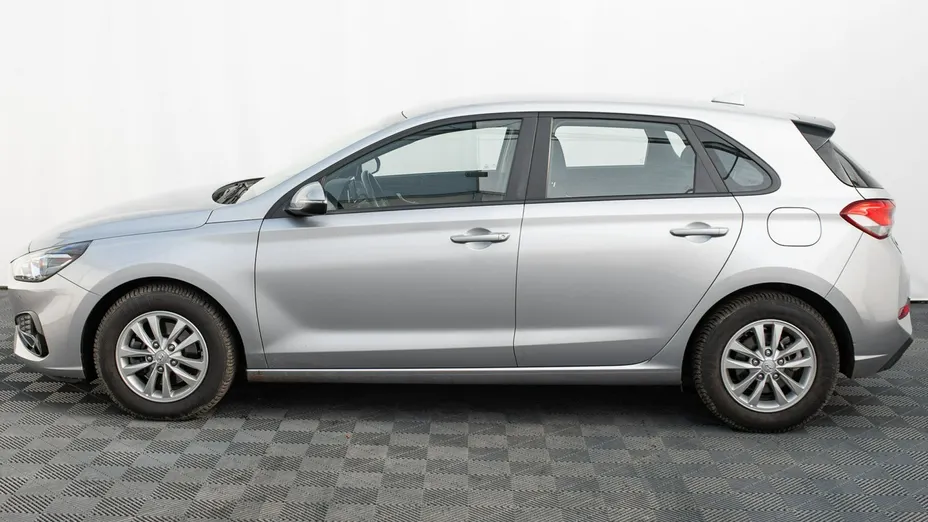 HYUNDAI i30 -