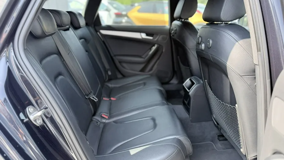AUDI A4 Avant -