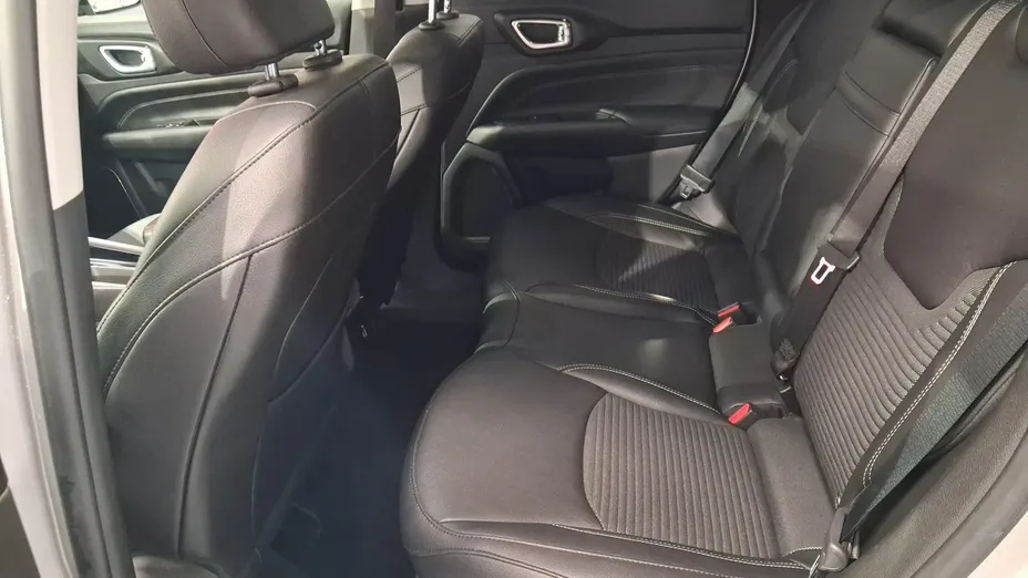 JEEP Compass -