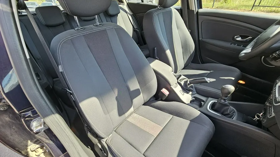RENAULT Megane -