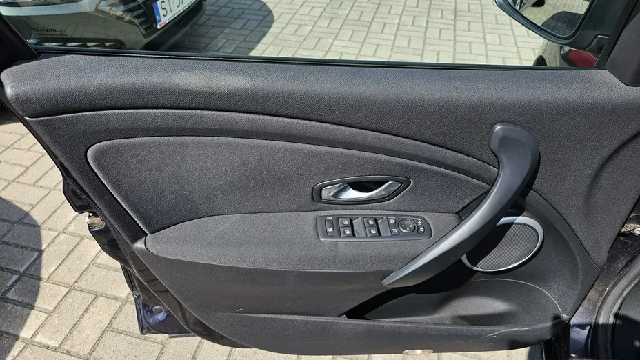 RENAULT Megane -