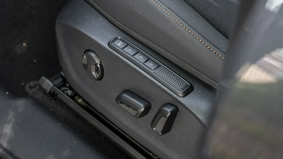 CUPRA Terramar -