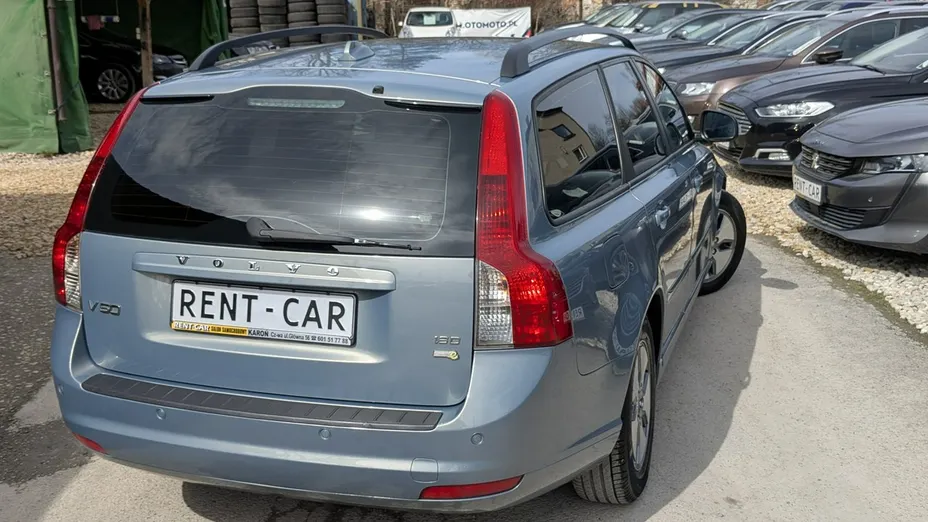 VOLVO V50 -