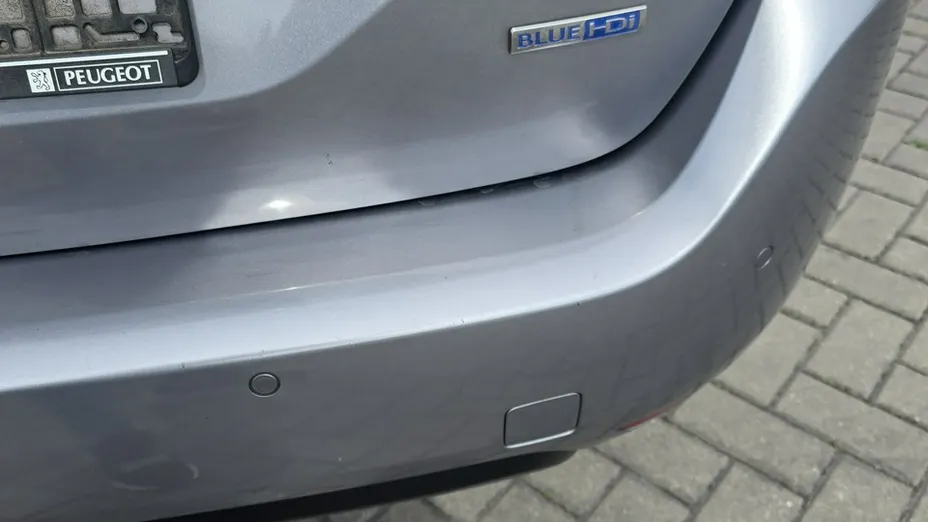 PEUGEOT 308 -