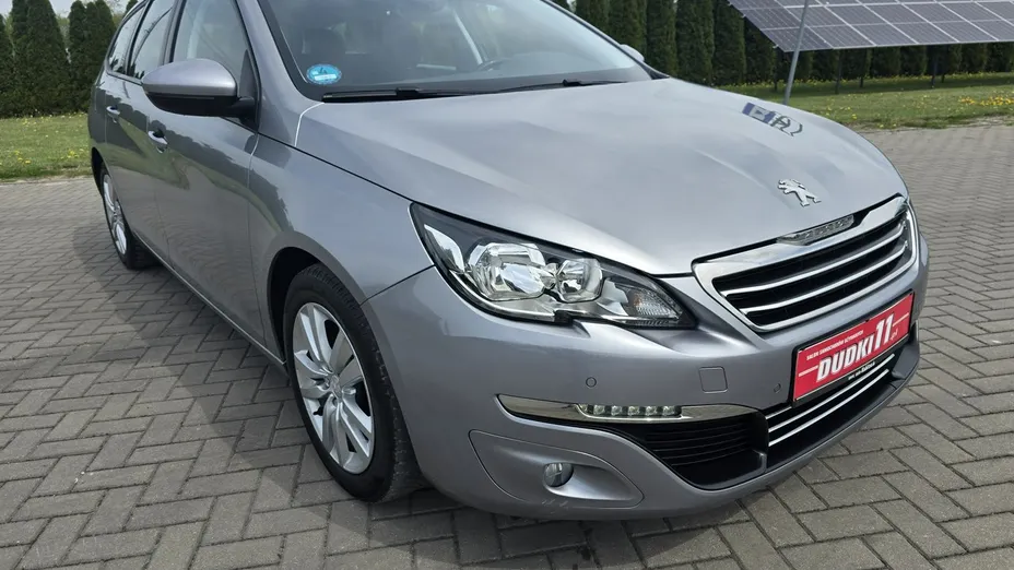 PEUGEOT 308 -