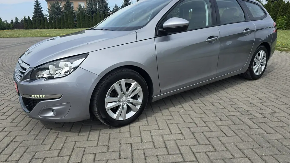 PEUGEOT 308 -