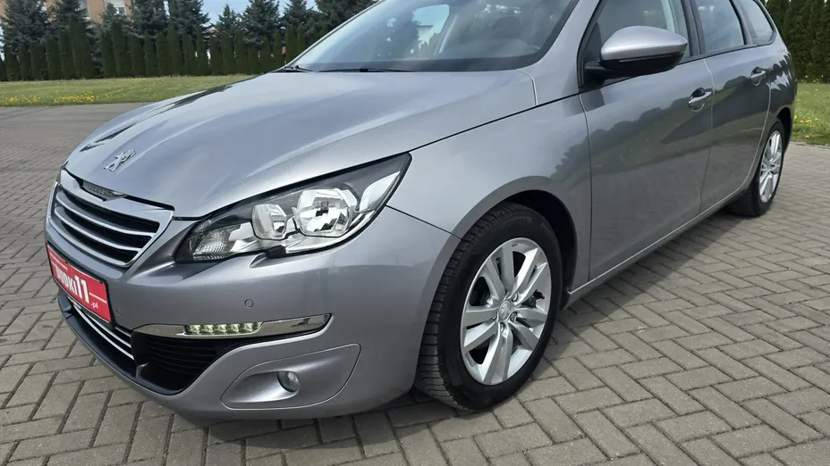 PEUGEOT 308 -