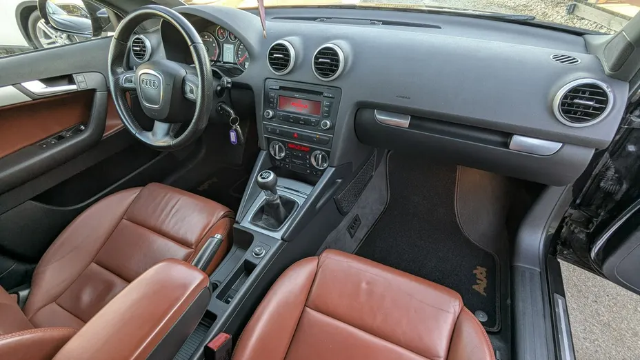 AUDI A3 -