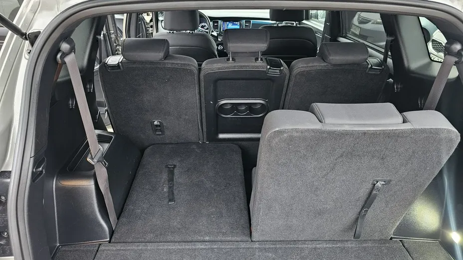KIA Carens -