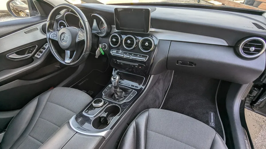 MERCEDES-BENZ C Klasa -