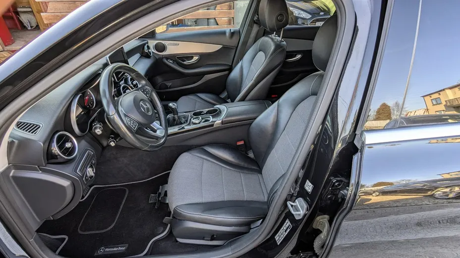 MERCEDES-BENZ C Klasa -