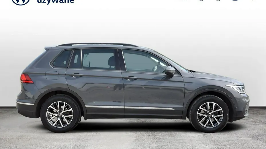 VOLKSWAGEN Tiguan -