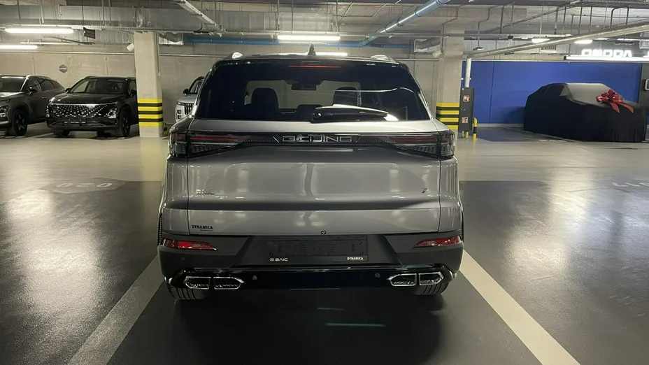 BAIC Beijing 7 -