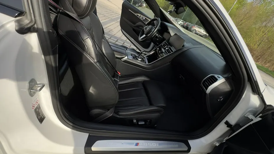 BMW Seria 8 -