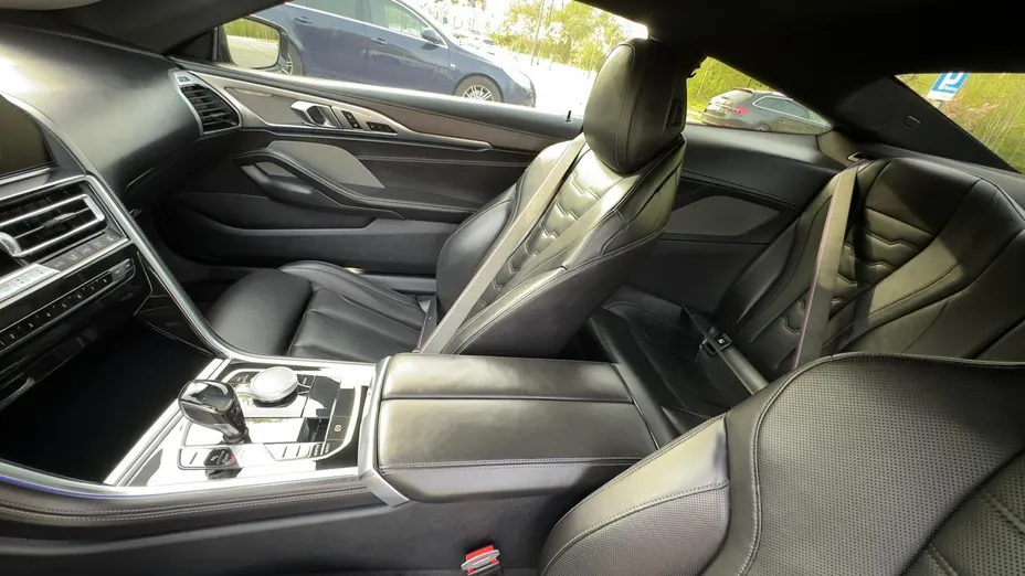BMW Seria 8 -