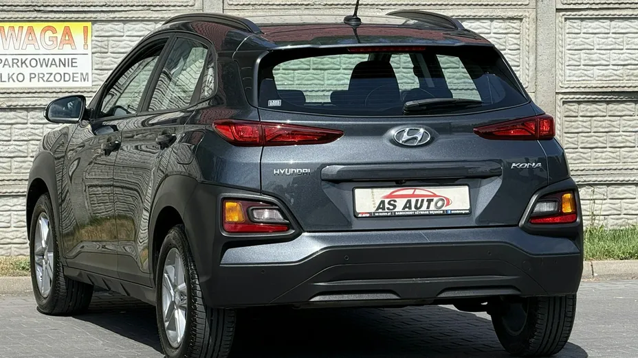 HYUNDAI Kona -