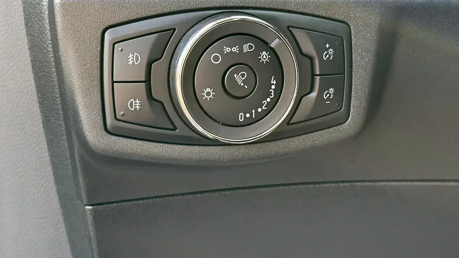 FORD Mondeo -