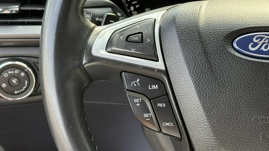 FORD Mondeo -