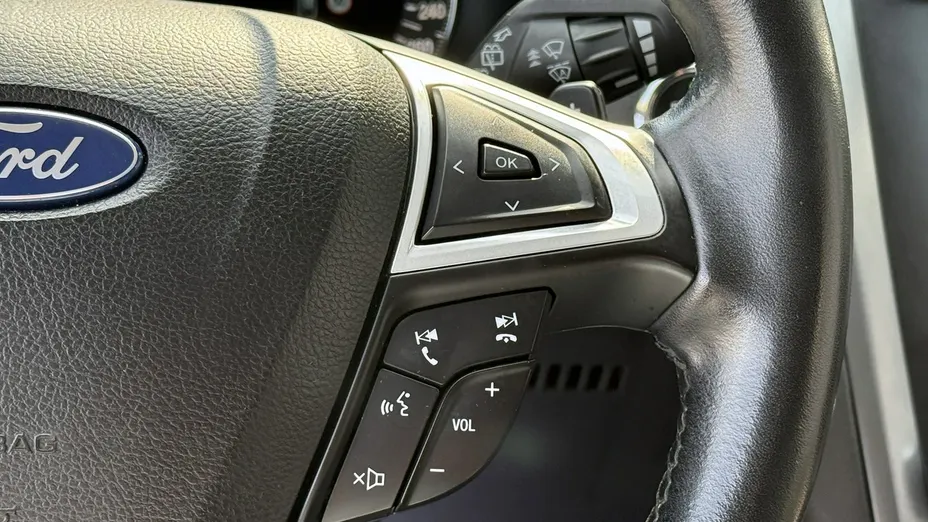 FORD Mondeo -