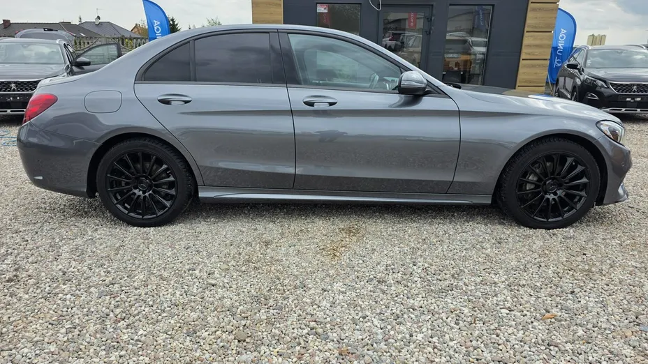 MERCEDES-BENZ C Klasa -
