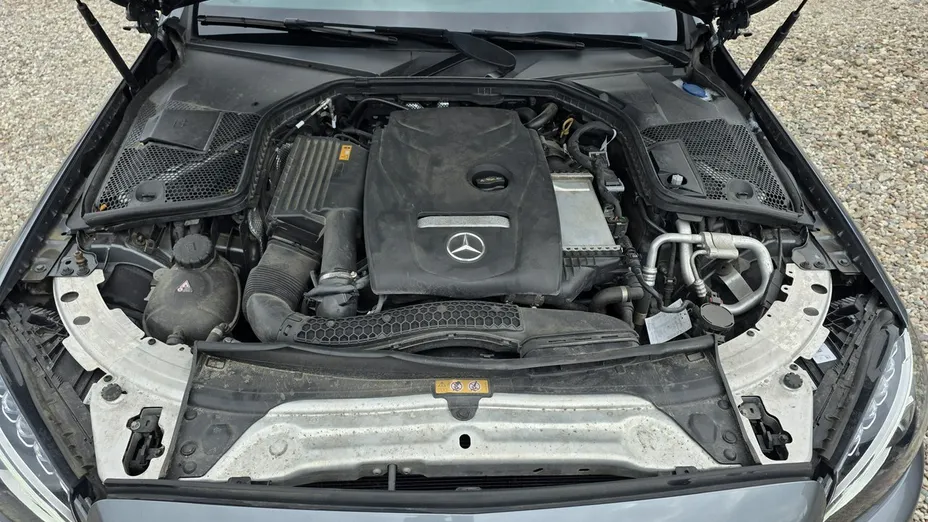 MERCEDES-BENZ C Klasa -