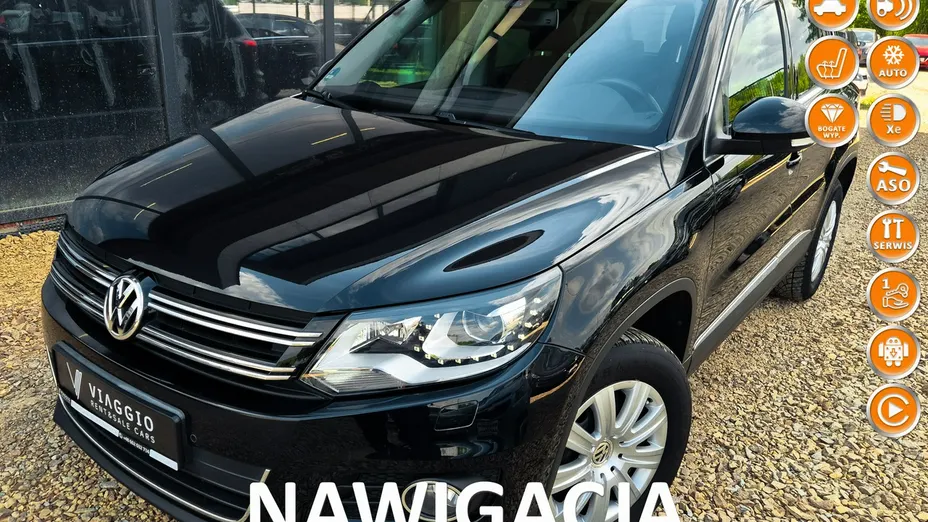 VOLKSWAGEN Tiguan -