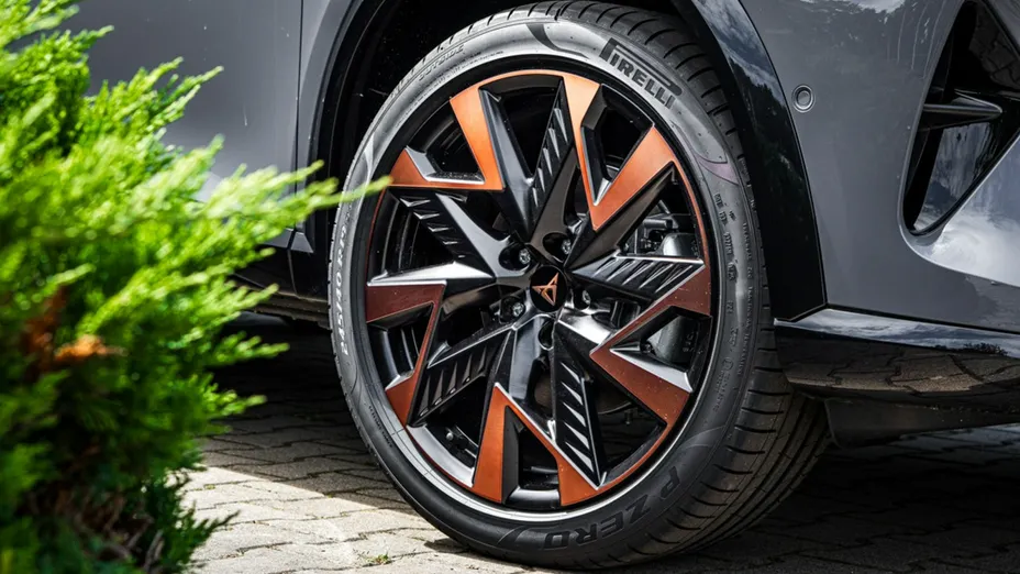 CUPRA Formentor -