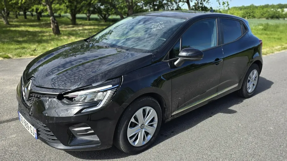 RENAULT Clio -