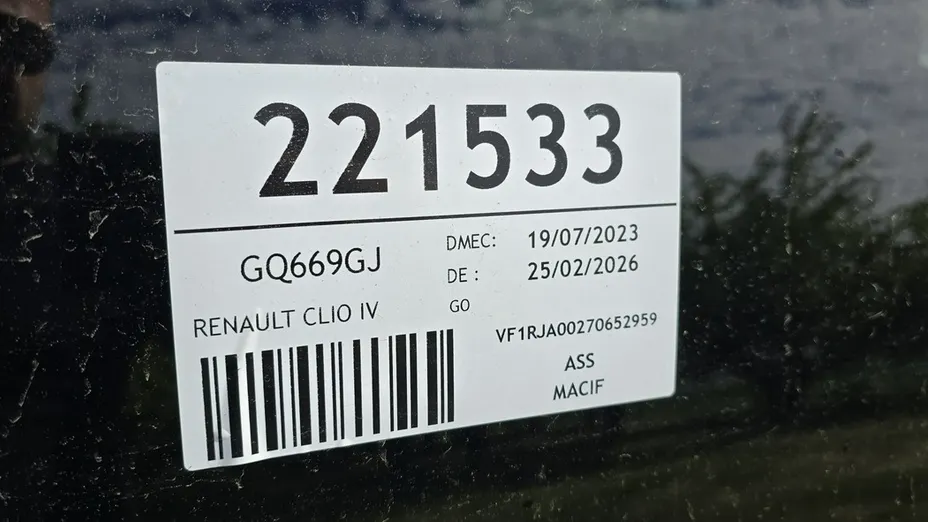 RENAULT Clio -