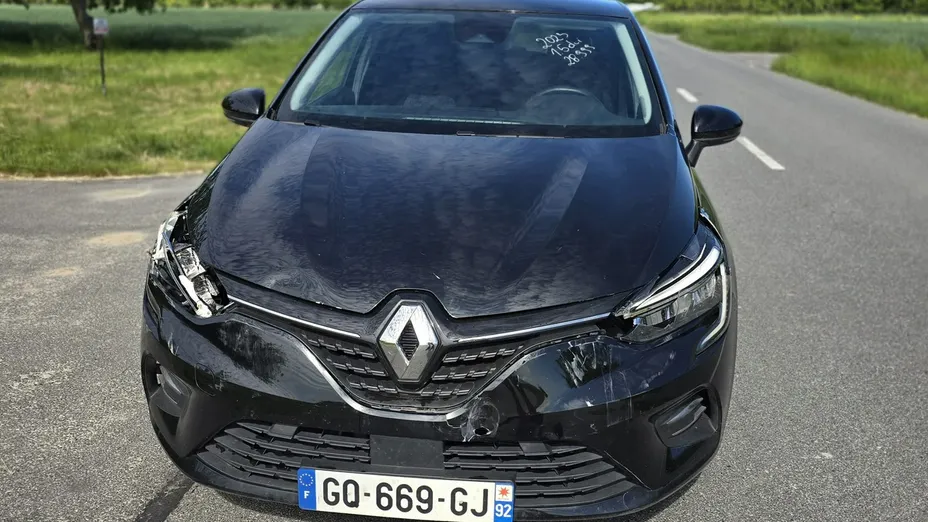 RENAULT Clio -