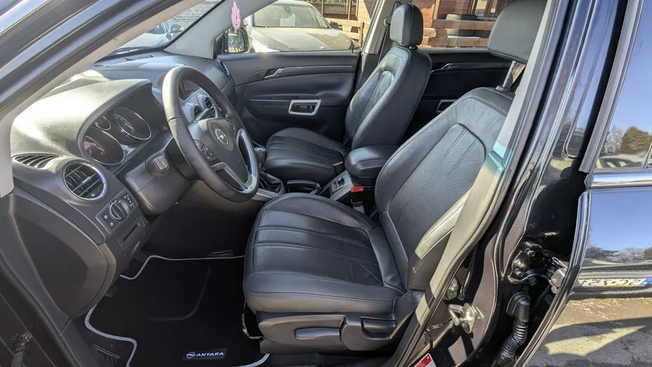 OPEL Antara -