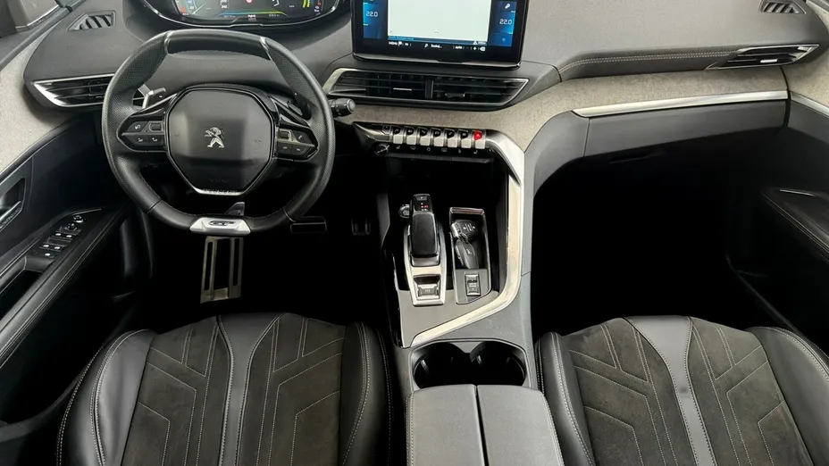 PEUGEOT 3008 -