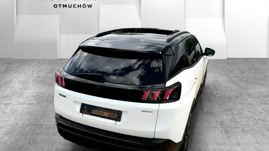 PEUGEOT 3008 -