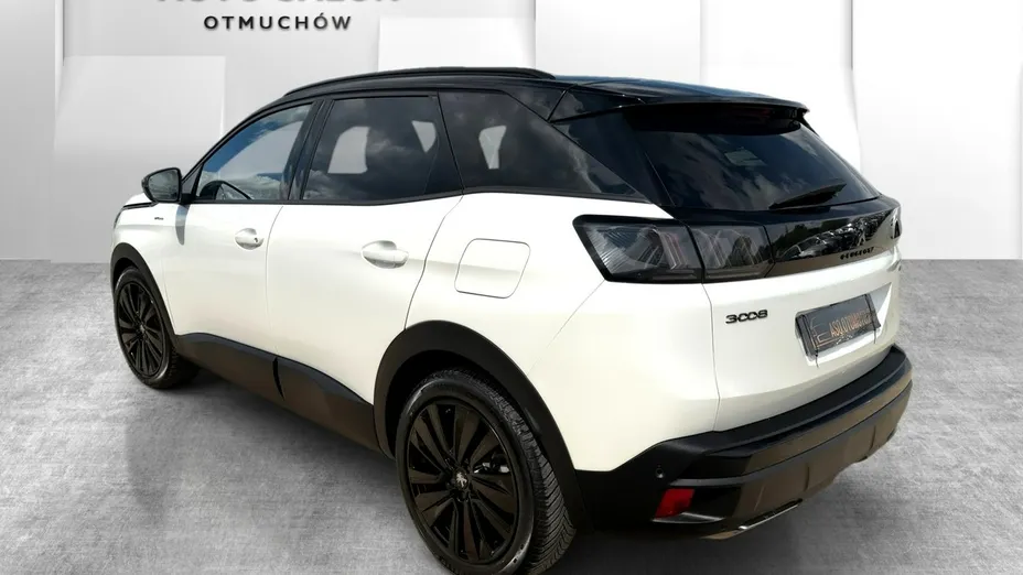PEUGEOT 3008 -