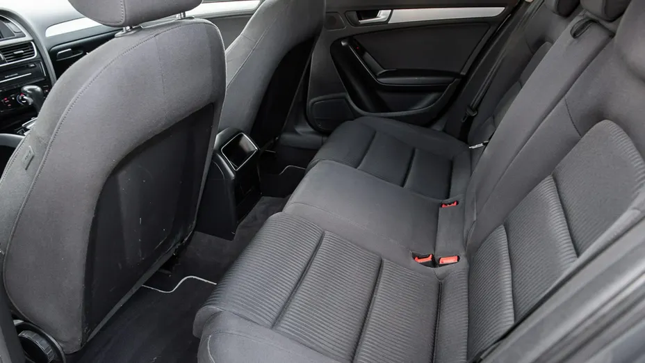 AUDI A4 -